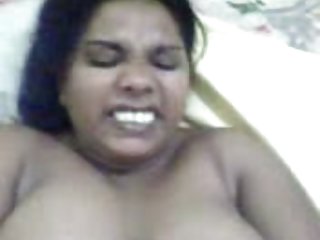 કાળા વાળ અશ્લીલ પોર્ન વાળી છોકરી સાથે મોટા બોબલા વાળી મહિલા દ્વારા મૂર્ખ એક હોશિયાર